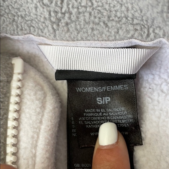 the north face gray / white small jacket - Picture 5 of 7